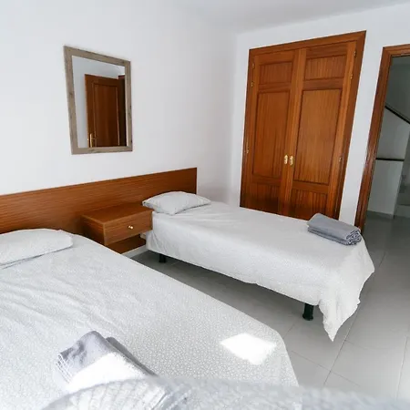 شقة Medano Triplex غراناديا دي أبونا